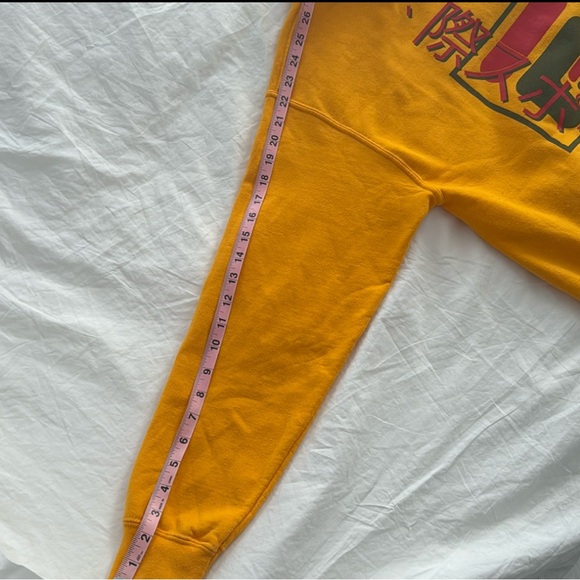 Urban Outfitter’s Exclusive M Yellow Fila Hoodie - Picture 10 of 12